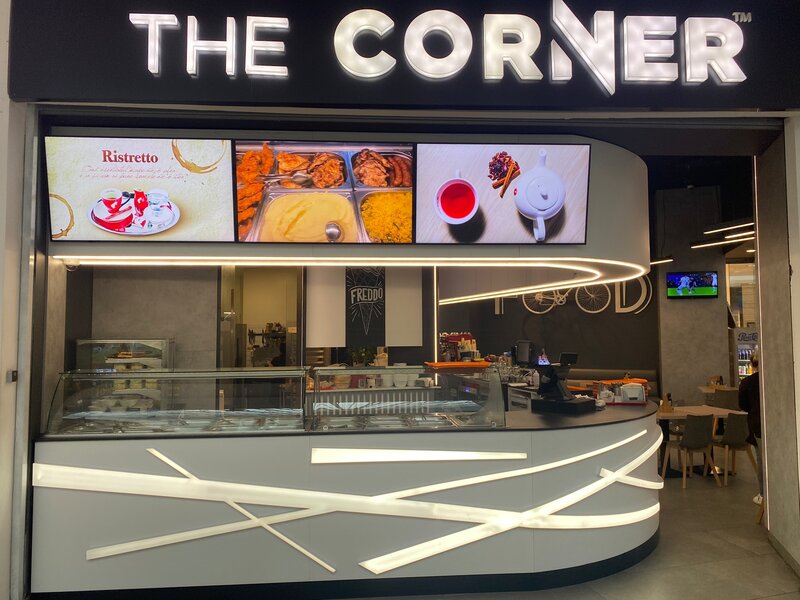 Personal spalat vase, curatat legume, Afi Cotroceni.